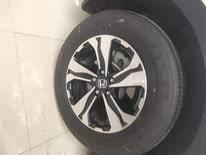 Фото 25 - Honda CR-V