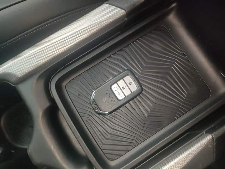 Фото 9 - Honda CR-V