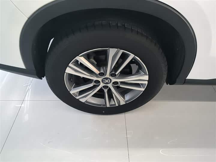 Фото 26 - BYD Song Pro