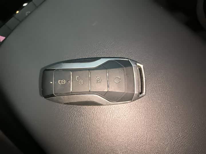 Фото 9 - BYD Song Pro