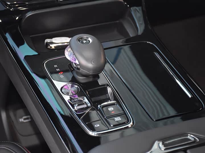 Фото 16 - GAC Trumpchi M8