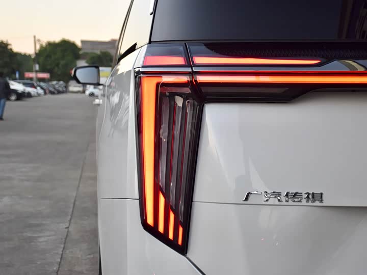 Фото 7 - GAC Trumpchi M8