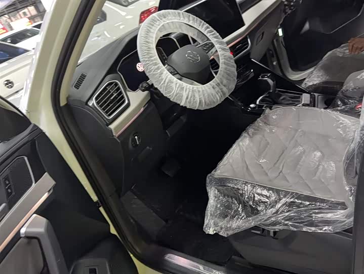 Фото 12 - Volkswagen Tayron