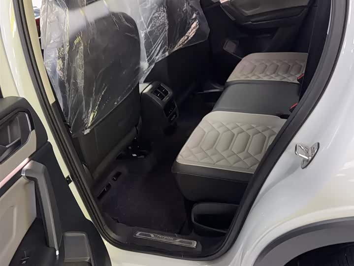 Фото 13 - Volkswagen Tayron