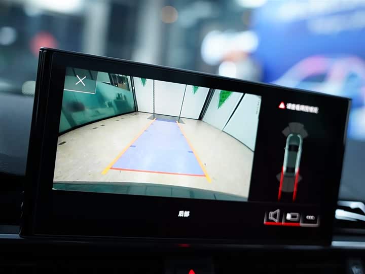 Фото 12 - Audi S4