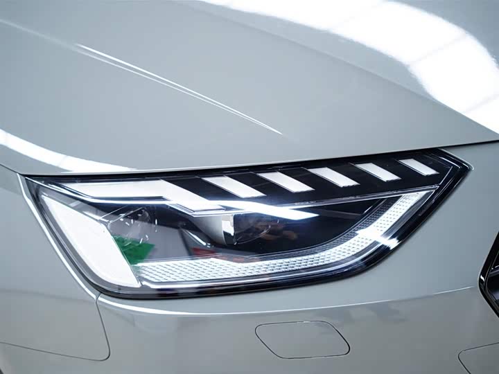 Фото 17 - Audi S4