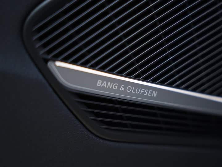 Фото 32 - Audi S4