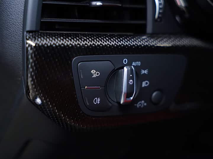 Фото 35 - Audi S4