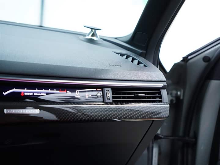 Фото 52 - Audi S4