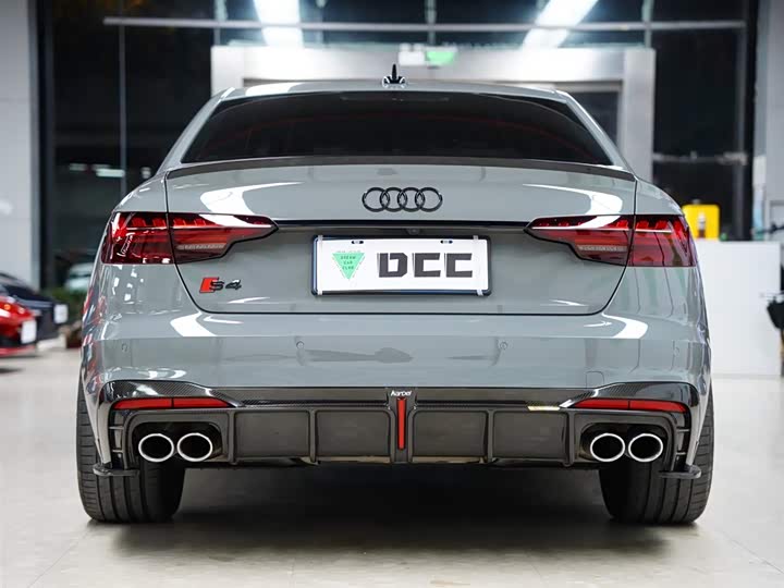 Фото 7 - Audi S4