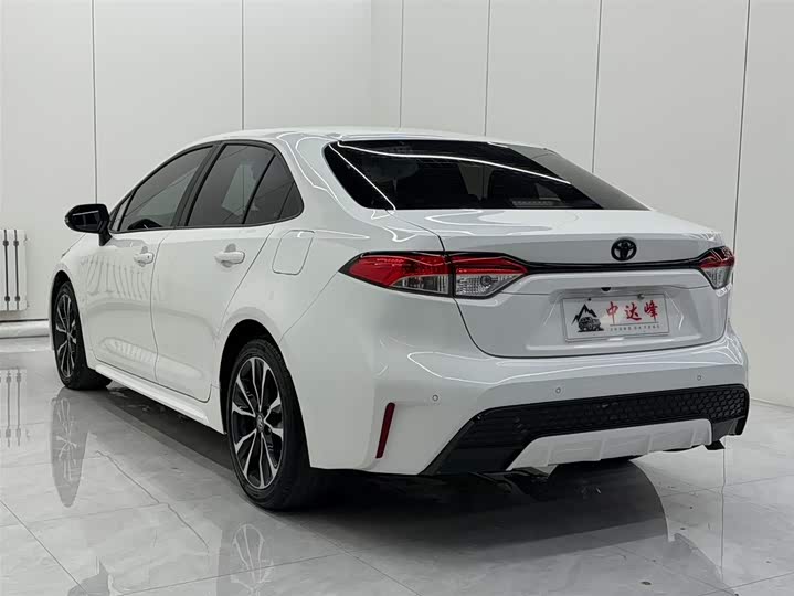 Фото 5 - Toyota Levin