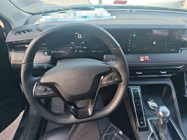 Фото 11 - Roewe i5