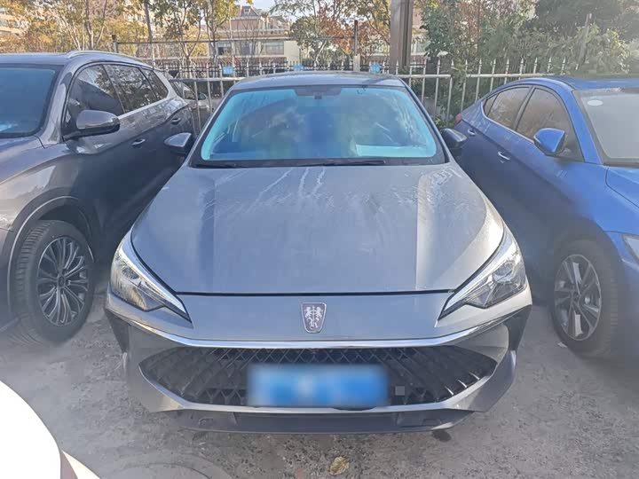 Фото 3 - Roewe i5