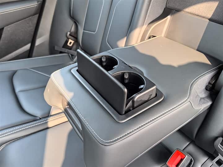 Фото 18 - Audi Q3