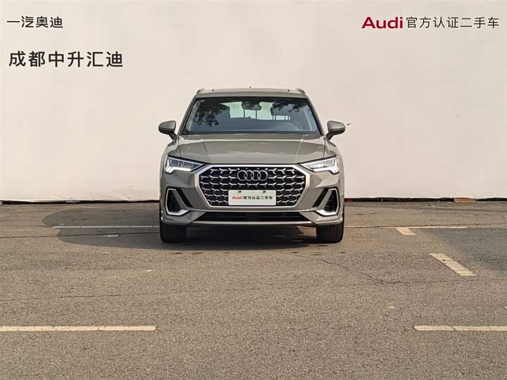 Фото 2 - Audi Q3