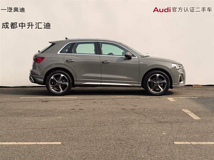 Фото 3 - Audi Q3