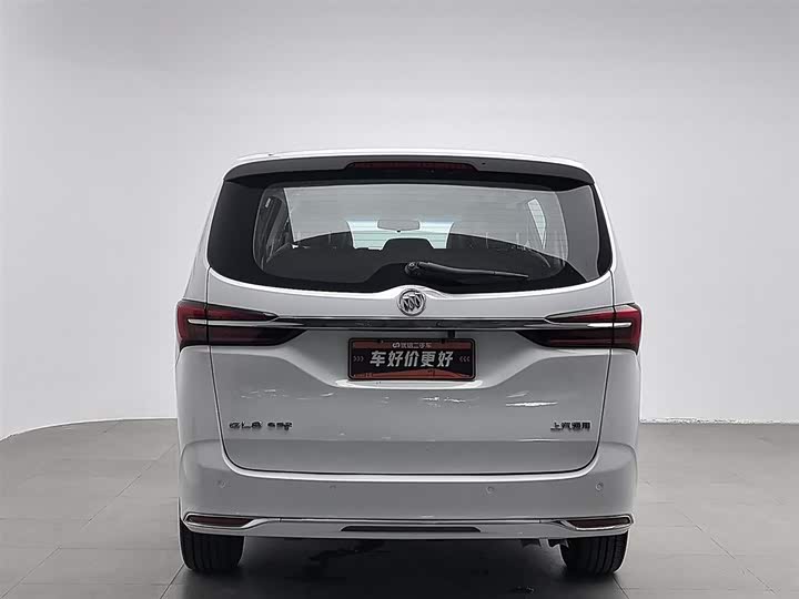 Фото 4 - Buick GL8 ES