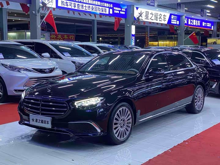 Фото 1 - Mercedes-Benz E-Class