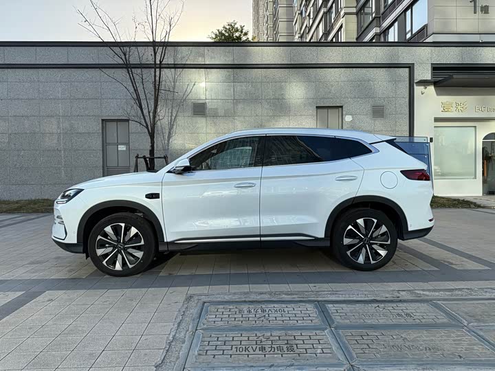 Фото 13 - BYD Song Plus Hybrid/EV