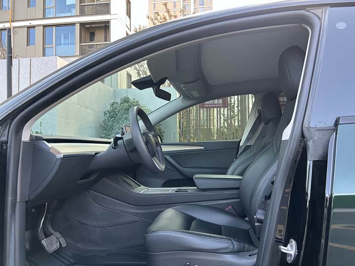 Фото 7 - Tesla Model Y