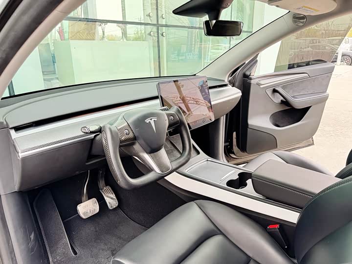 Фото 5 - Tesla Model Y