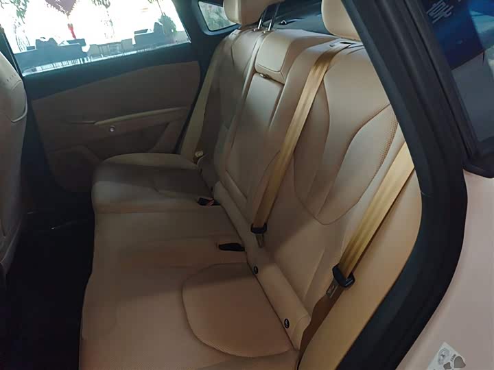 Фото 17 - BAIC Arcfox Alpha S5