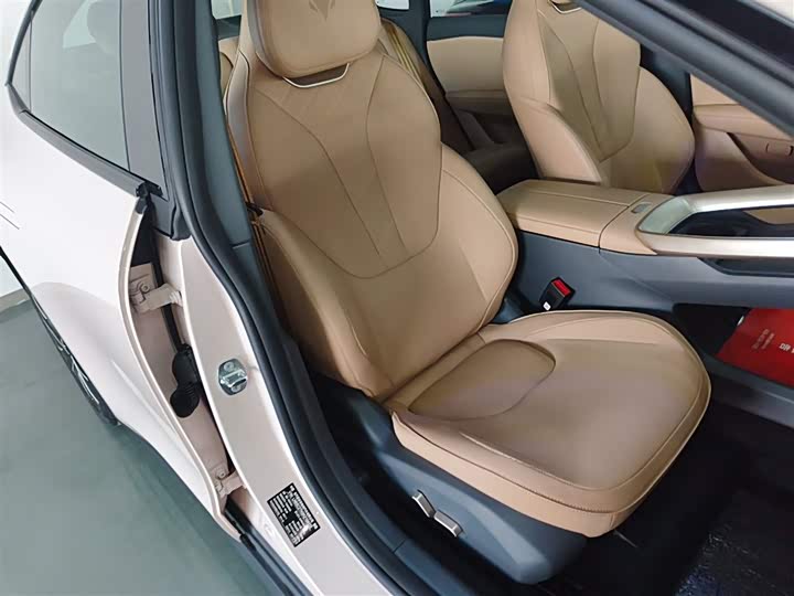 Фото 25 - BAIC Arcfox Alpha S5