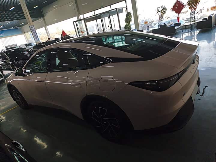 Фото 5 - BAIC Arcfox Alpha S5