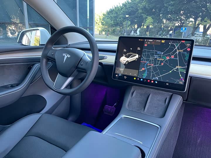 Фото 10 - Tesla Model Y