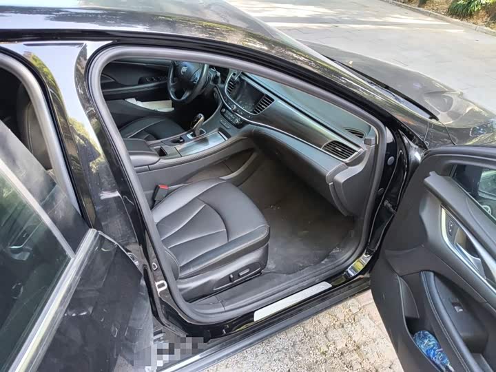 Фото 20 - Buick LaCrosse