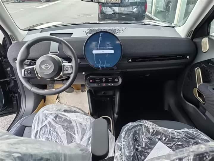 Фото 8 - Mini Aceman