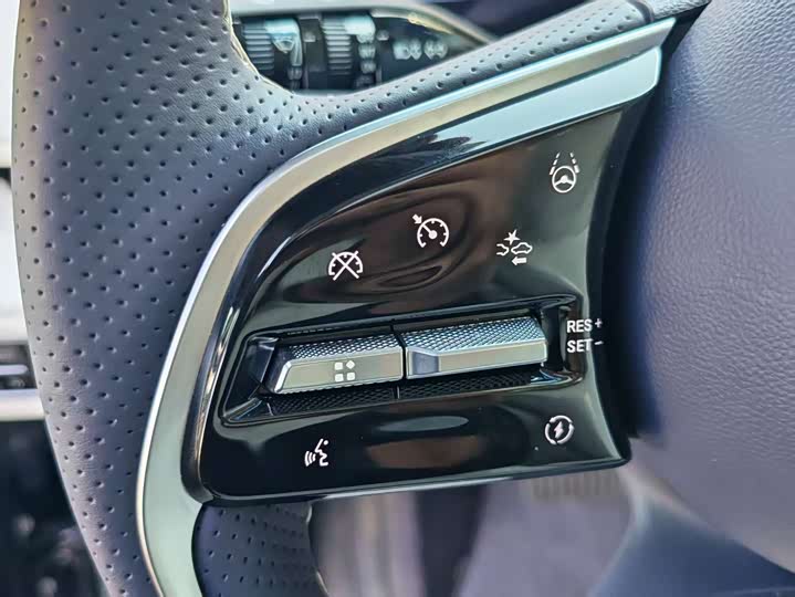 Фото 28 - Buick GL8 Hybrid