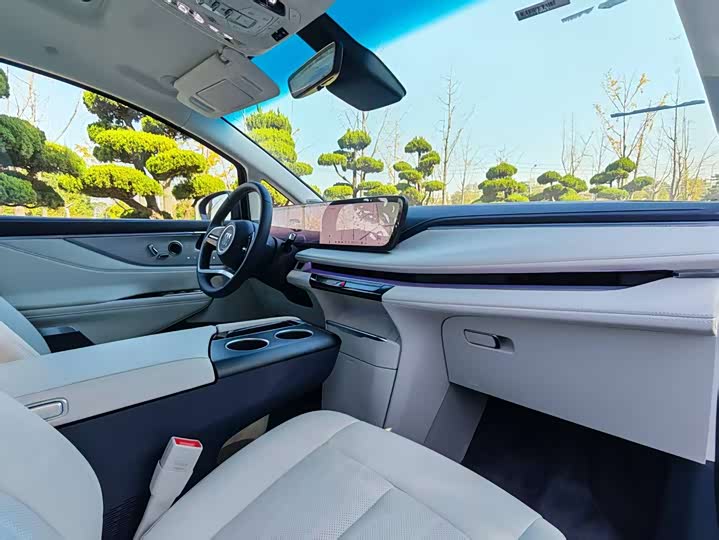 Фото 33 - Buick GL8 Hybrid