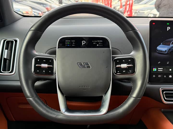 Фото 16 - LiXiang L9