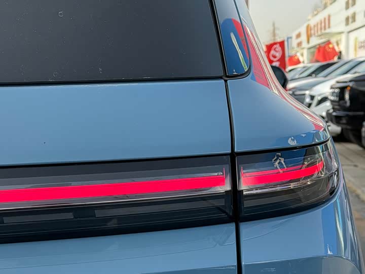 Фото 8 - LiXiang L9