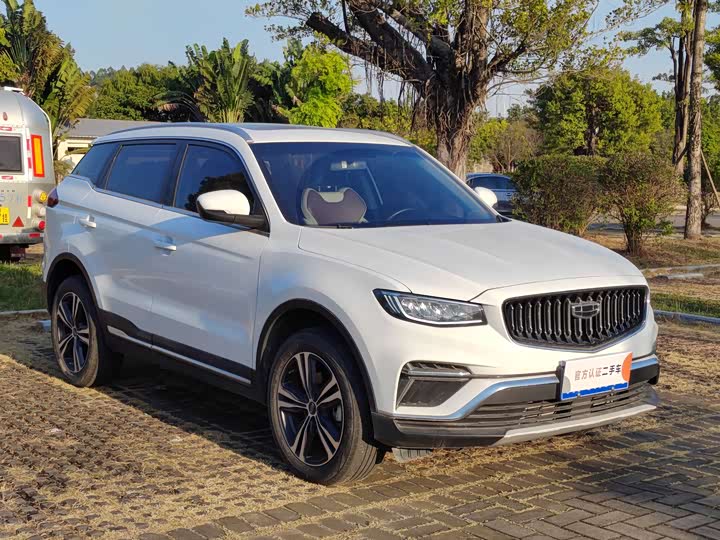 Фото 3 - Geely Atlas