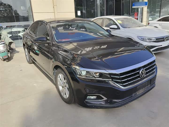 Фото 4 - Volkswagen Passat