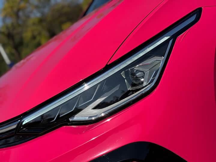 Фото 18 - Volkswagen Golf