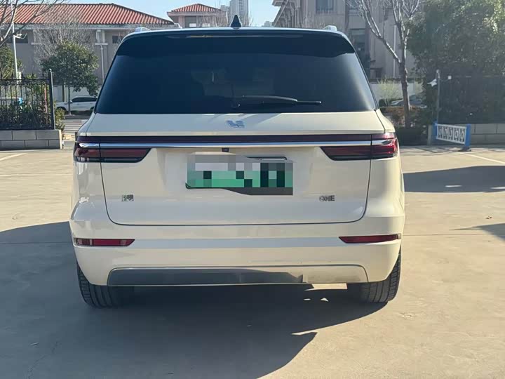 Фото 6 - LiXiang One