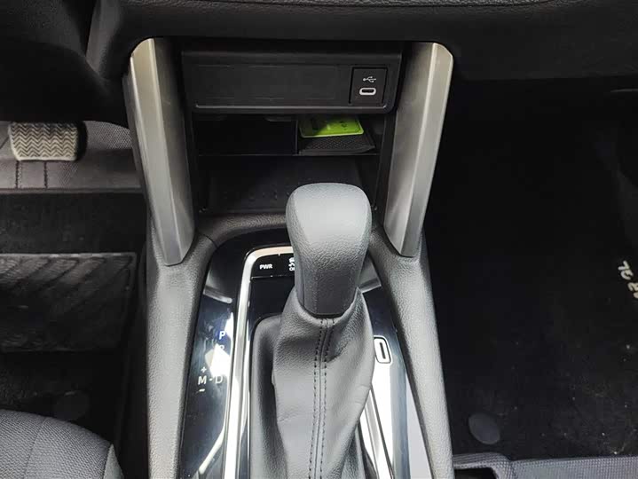 Фото 16 - Toyota Corolla Cross