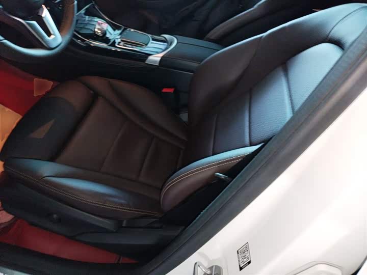 Фото 15 - Mercedes-Benz GLC-Class