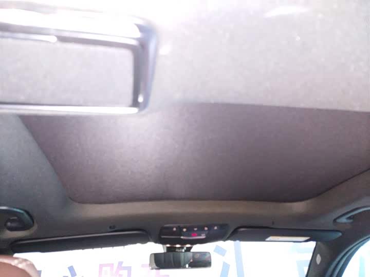 Фото 18 - Mercedes-Benz GLC-Class