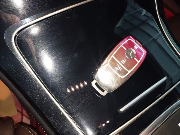 Фото 9 - Mercedes-Benz GLC-Class