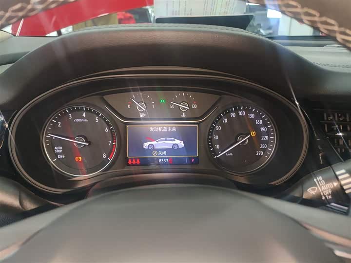 Фото 12 - Buick Regal