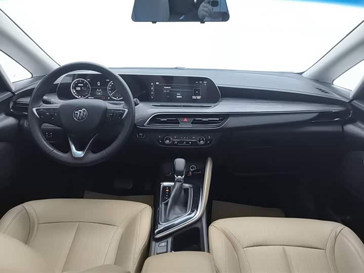 Фото 12 - Buick GL6