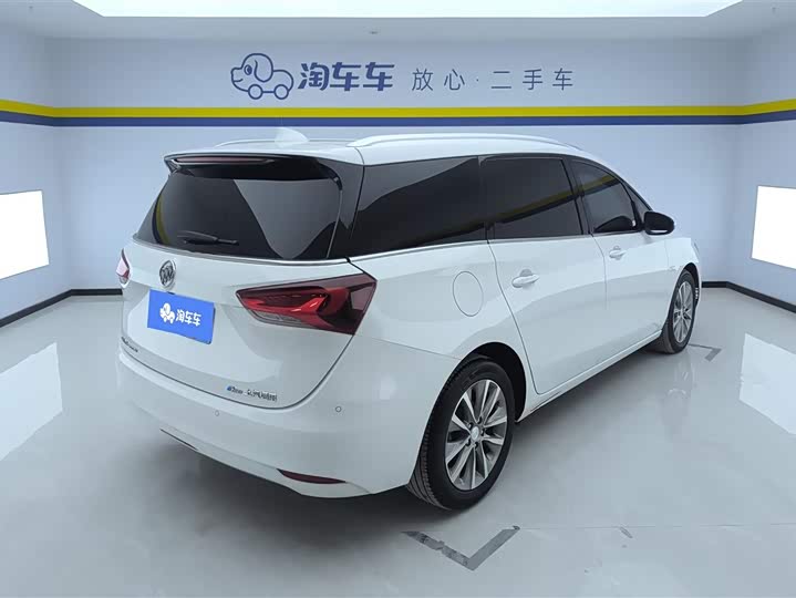 Фото 3 - Buick GL6