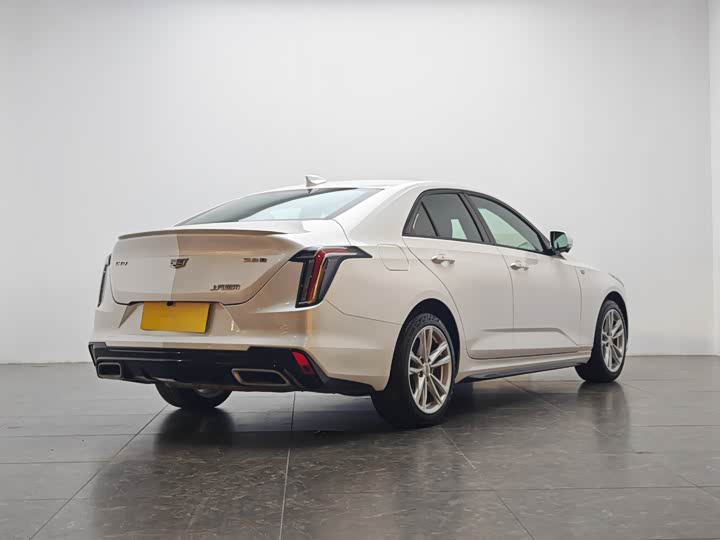 Фото 3 - Cadillac CT4