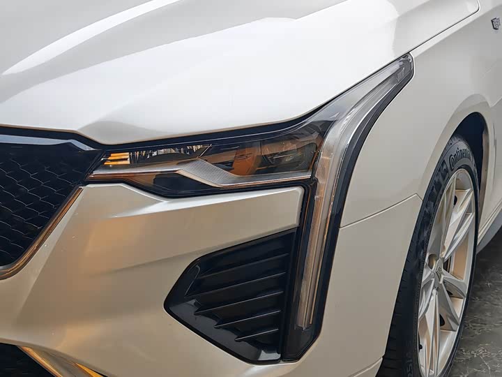 Фото 7 - Cadillac CT4