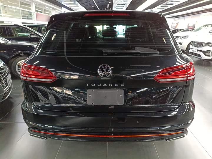 Фото 6 - Volkswagen Touareg