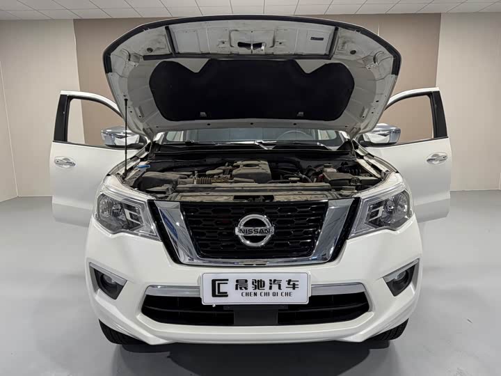 Фото 16 - Nissan Terra